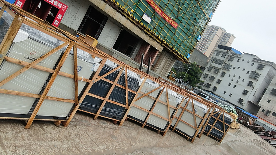 广西某人民医院太阳能+空气源热泵系统项目